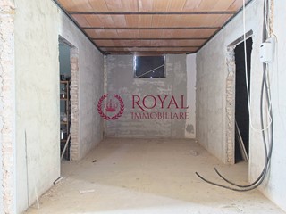 Appartamento in Vendita a Livorno, 185'000&euro;, 150 m²