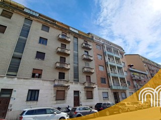 Bilocale in Vendita a Torino, 135'000&euro;, 60 m²