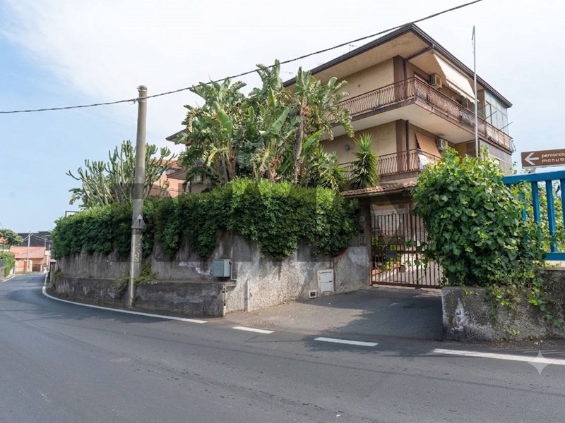 Quadrilocale in Vendita a Catania, 207'000&euro;, 130 m²