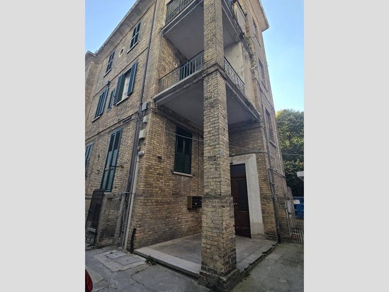 Trilocale in Affitto a Pescara, 800&euro;, 60 m²