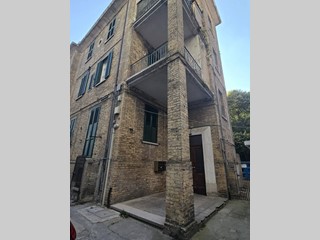 Trilocale in Affitto a Pescara, 800&euro;, 60 m²