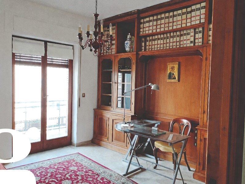 Quadrilocale in Affitto a Napoli, 1'390&euro;, 100 m², arredato