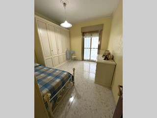 Quadrilocale in Vendita a Bari, 160'000&euro;, 130 m²