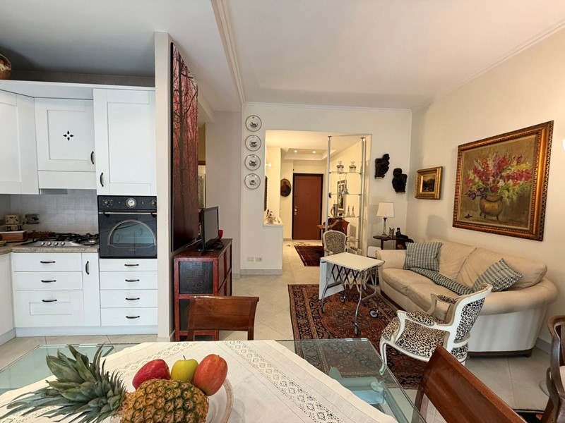 Trilocale in Vendita a Roma, 328'000&euro;, 70 m², arredato