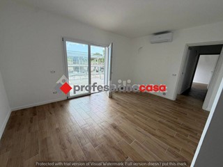 Trilocale in Vendita a Pomezia, 189'000&euro;, 80 m²