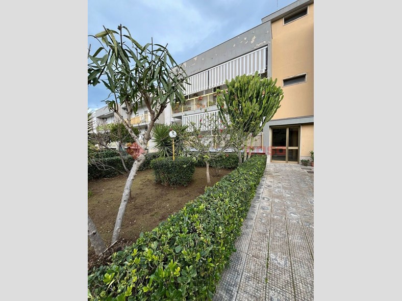 Trilocale in Vendita a Bari, 160'000&euro;, 99 m²