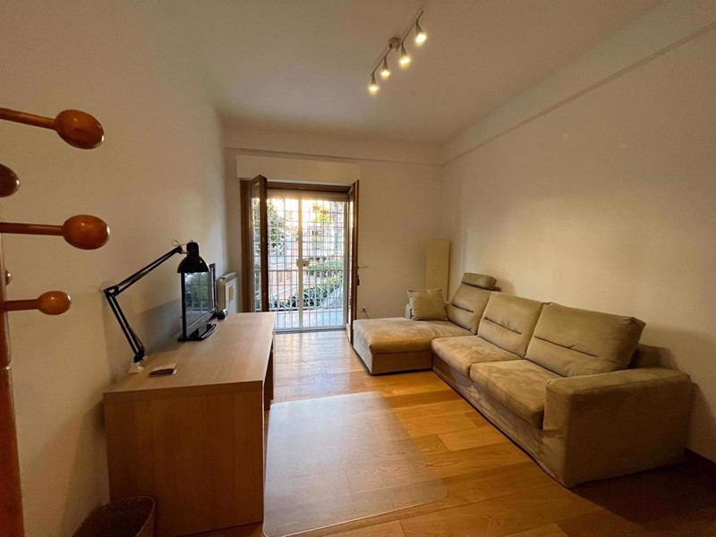 Trilocale in Affitto a Roma, 1'200&euro;, 95 m²