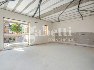 Trilocale in Vendita a Frattamaggiore, 360'000&euro;, 85 m², con Box