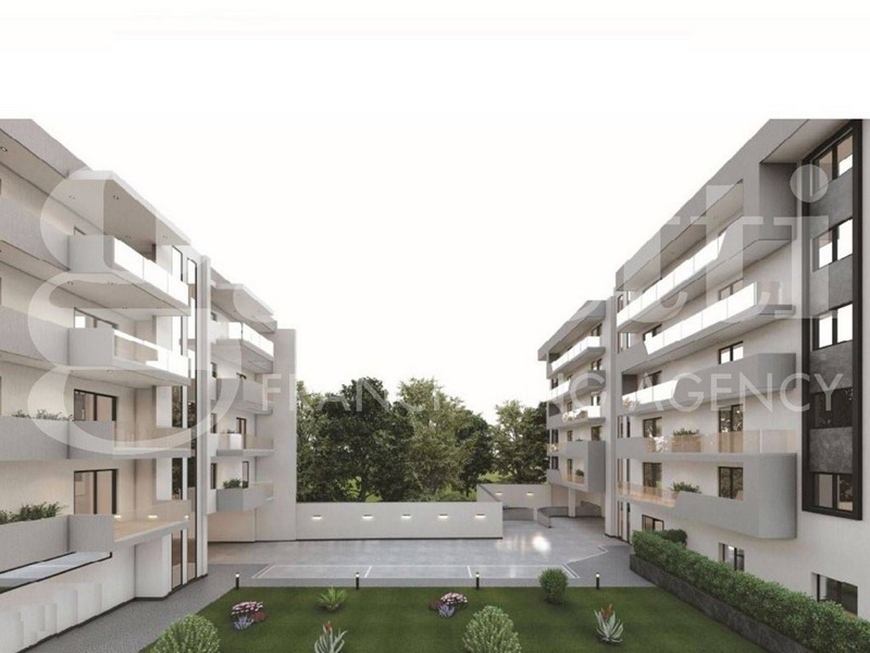 Trilocale in Vendita a Frattamaggiore, 380'000&euro;, 85 m², con Box