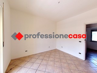 Quadrilocale in Vendita a San Nicola la Strada, 170'000&euro;, 111 m²