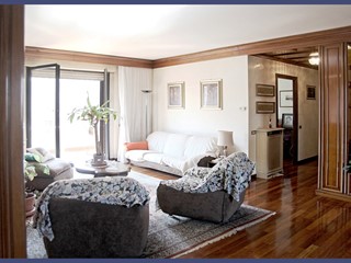 Appartamento in Vendita a Milano, 730'000&euro;, 183 m², con Box