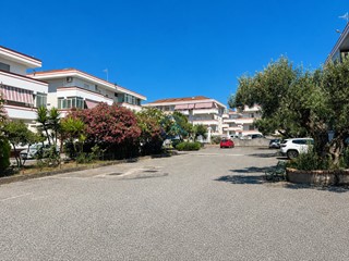 Bilocale in Vendita a Catanzaro, zona Catanzaro Lido, 65'000&euro;, 47 m²