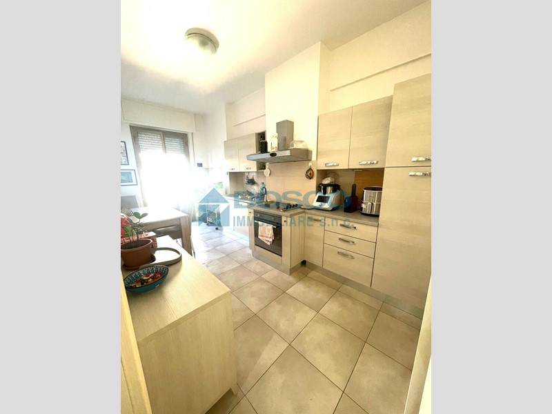 Trilocale in Affitto a La Spezia, 720&euro;, 70 m², arredato