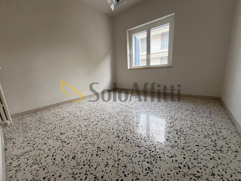 Quadrilocale in Affitto a Grottammare, 700&euro;, 70 m²