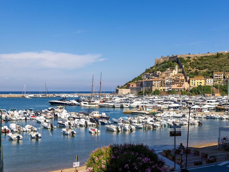 Appartamento in Vendita a Monte Argentario, zona Porto Ercole, 550'000&euro;, 103 m²