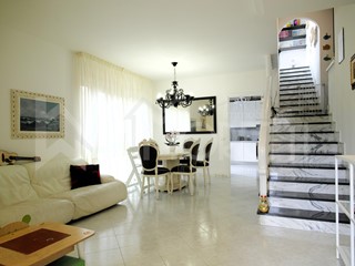Quadrilocale in Vendita a Livorno, zona Montenero, 378'000&euro;, 120 m², con Box