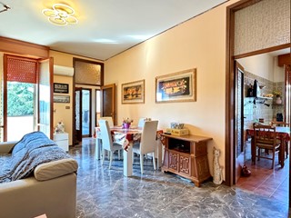 Quadrilocale in Vendita a Ozzano dell'Emilia, 248'000&euro;, 87 m², con Box