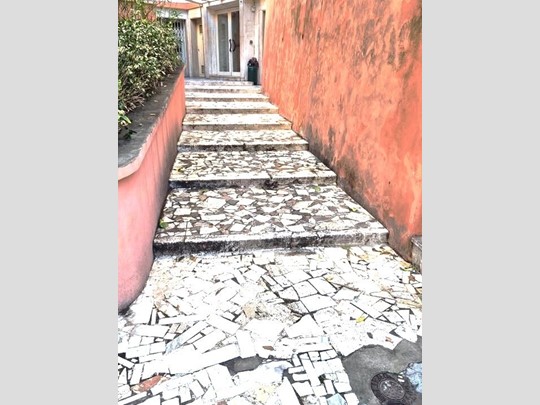 Trilocale in Vendita a Sanremo, 85'000&euro;, 55 m²