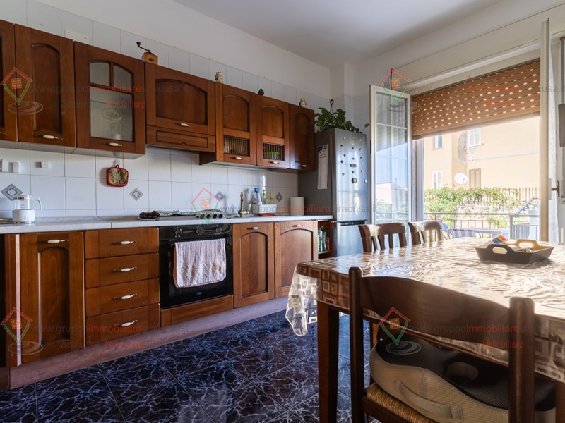 Quadrilocale in Vendita a Siracusa, zona Adda Gelone Timoleonte, 95'000&euro;, 127 m²