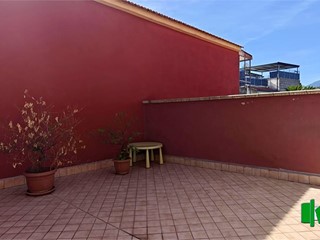 Trilocale in Vendita a Mariglianella, 149'000&euro;, 215 m²