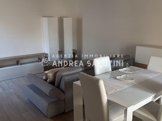 Quadrilocale in Affitto a Calcinaia, 850&euro;, 75 m², arredato