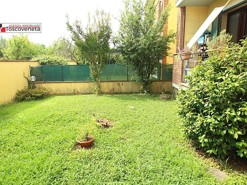 Trilocale in Vendita a Lucca, zona San Donato, 239'000&euro;, 73 m², arredato