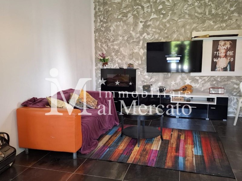 Appartamento in Vendita a Viareggio, zona Torre Del Lago-marina, 250'000&euro;, 80 m²