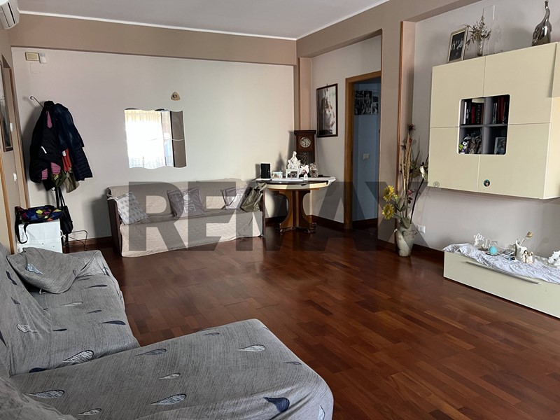 Quadrilocale in Vendita a Aci Catena, 149'000&euro;, 125 m²