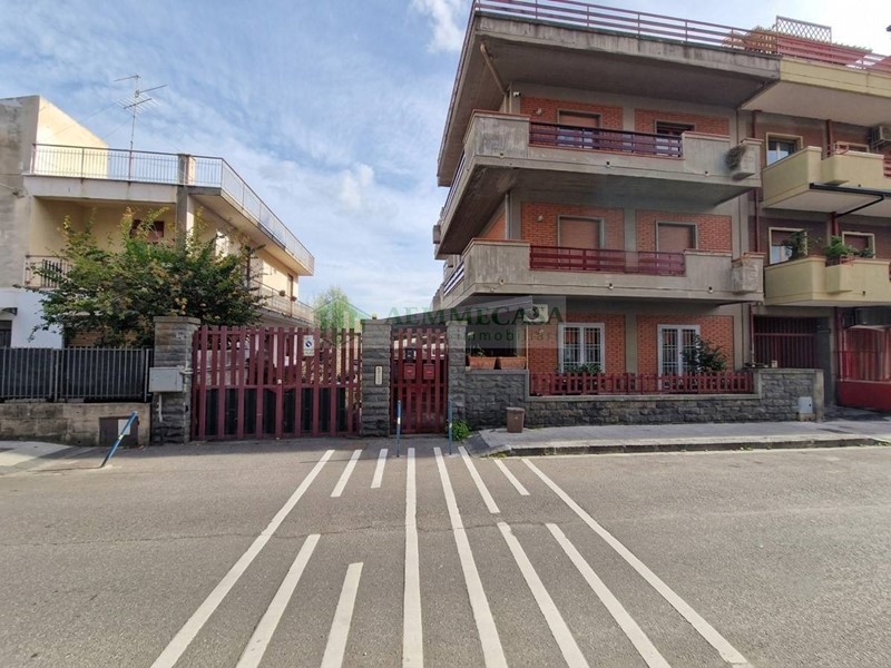 Quadrilocale in Vendita a Gravina di Catania, 150'000&euro;, 120 m²