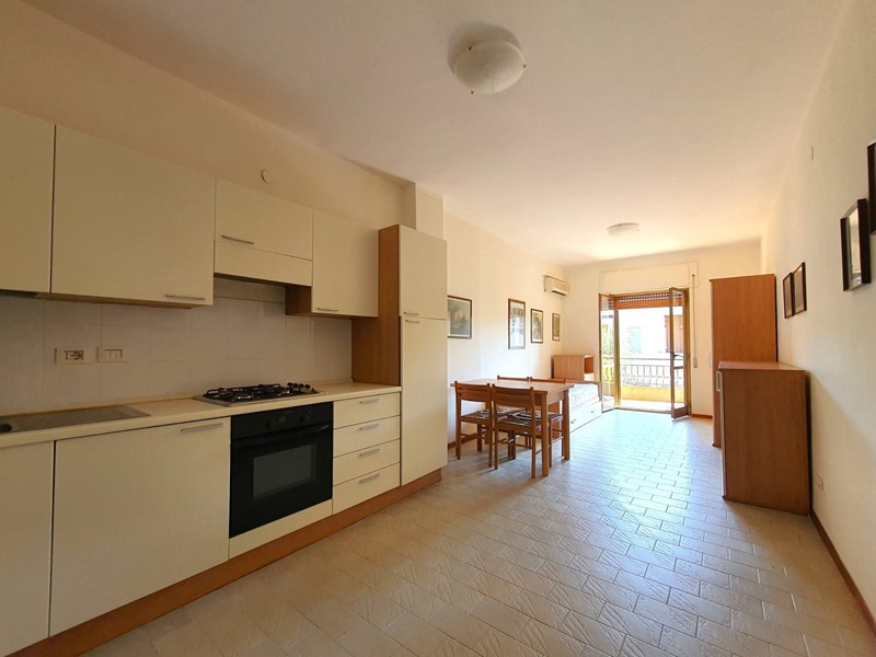 Monolocale in Affitto a Catanzaro, 300&euro;, 35 m²