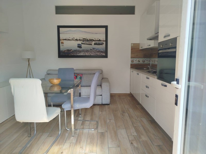 Bilocale in Vendita a Napoli, 249'000&euro;, 52 m²