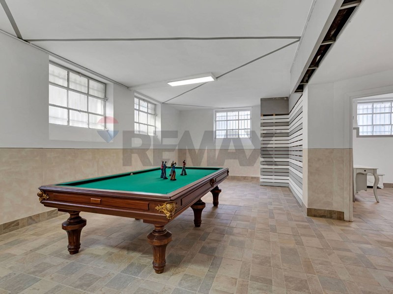 Monolocale in Vendita a Garbagnate Milanese, 140'500&euro;, 174 m²