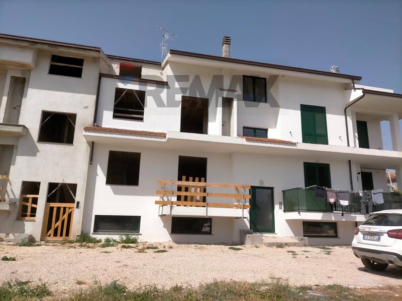 Appartamento in Vendita a Casalbordino, 70'000&euro;, 80 m²