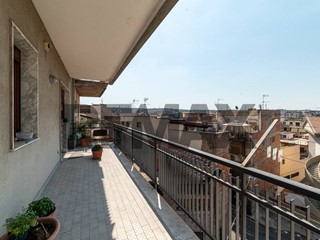 Appartamento in Vendita a Paternò, 98'000&euro;, 150 m²