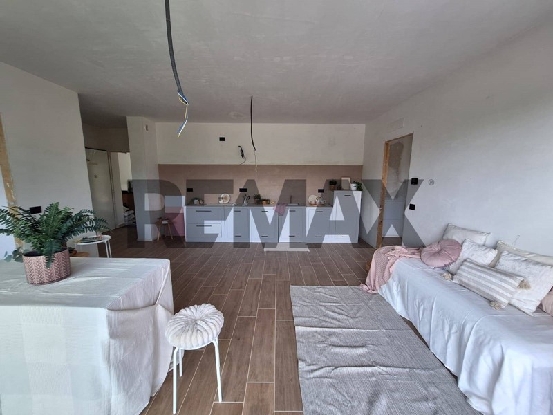 Trilocale in Vendita a Olgiate Comasco, 352'000&euro;, 161 m²