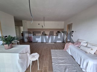 Trilocale in Vendita a Olgiate Comasco, 352'000&euro;, 161 m²