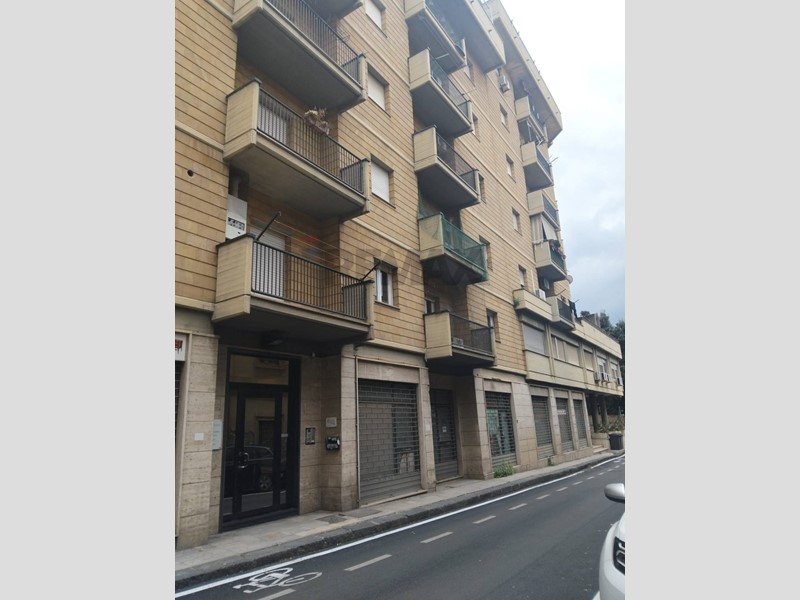 Appartamento in Vendita a Caltanissetta, 55'000&euro;, 108 m²