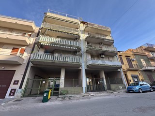 Appartamento in Vendita a Villabate, 110'000&euro;, 122 m²