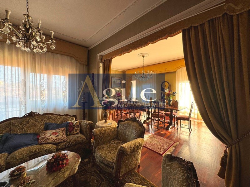 Appartamento in Vendita a Ascoli Piceno, 430'000&euro;, 268 m²
