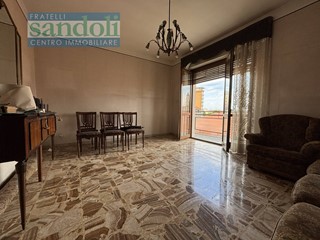 Quadrilocale in Vendita a Vercelli, 125'000&euro;, 100 m²