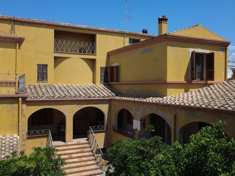 Trilocale in Vendita a Quartu Sant'Elena, 230'000&euro;, 137 m²