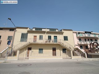 Appartamento in Vendita a Portocannone, 60'000&euro;, 137 m²
