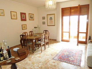 Appartamento in Vendita a Pisa, 410'000&euro;, 133 m²
