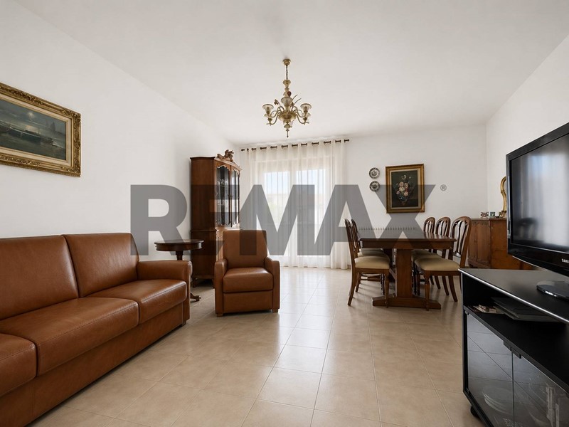 Quadrilocale in Vendita a Falconara Marittima, 183'000&euro;, 124 m²