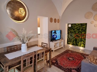 Trilocale in Affitto a Pinerolo, 680&euro;, 70 m², arredato