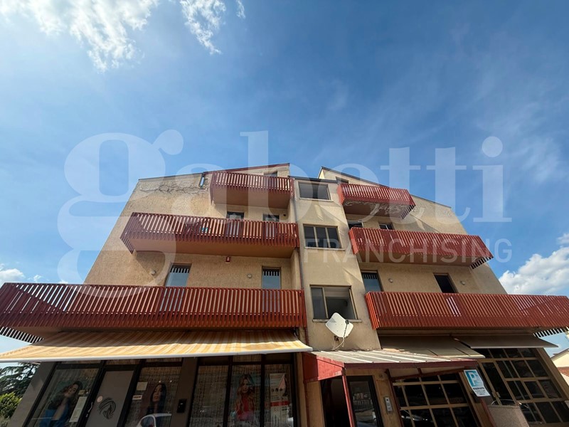 Trilocale in Vendita a Bettona, 59'000&euro;, 70 m²