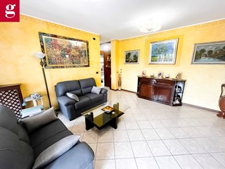 Trilocale in Vendita a Settimo Milanese, 395'000&euro;, 105 m², con Box