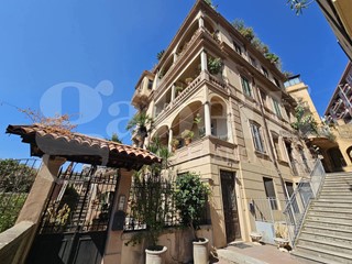 Trilocale in Vendita a Messina, 135'000&euro;, 95 m²