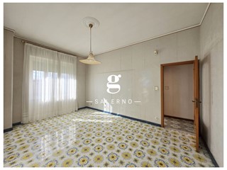 Appartamento in Vendita a Salerno, 485'000&euro;, 153 m²