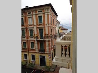 Trilocale in Affitto a Luino, zona Centro storico, 700&euro;, 95 m²
